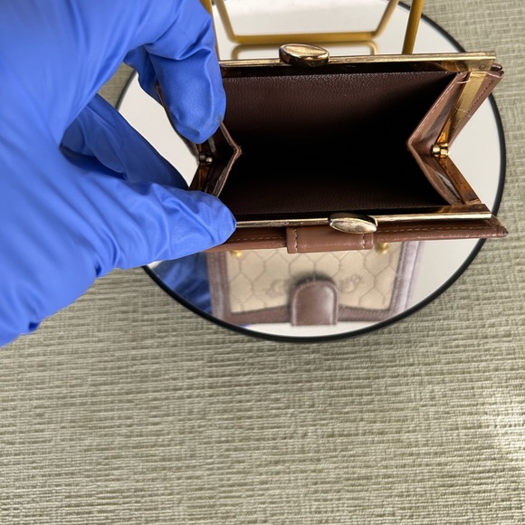 DIOR AUTHENTIC HONEY COMB KISS LOCK TROTTER WALLET - Picture 7 of 11